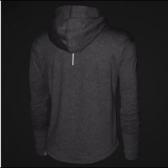 Nike Element Women’s Running Hoodie - Picture 5 of 5